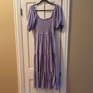 Chic Lavender Midi Dress with Puff Sleeves